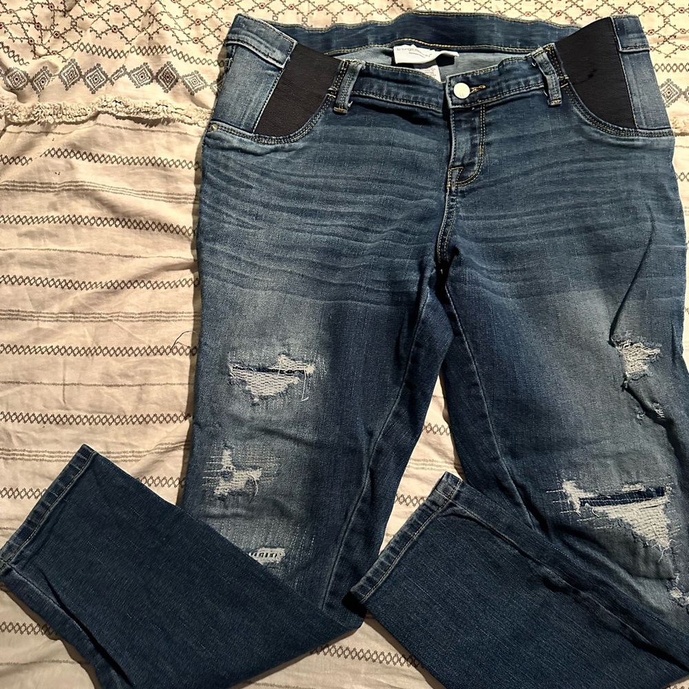 Liz Lange Blue Skinny Jeans with Distressed Details